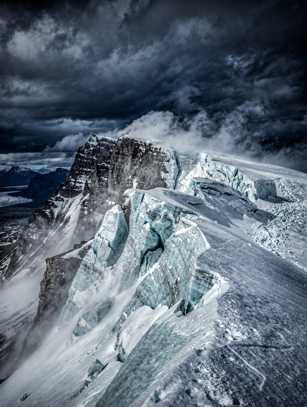 Dramatic landscape photography of Icelandic glacial ridge